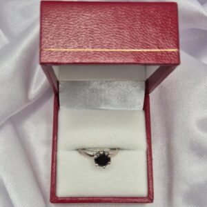 Anillo de Plata 925 con Piedra Negra