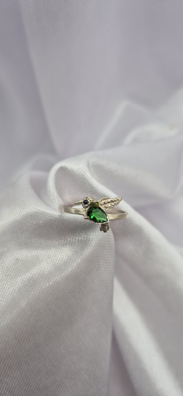 Anillo de Plata 925 Diseño Colibrí con Piedra Verde