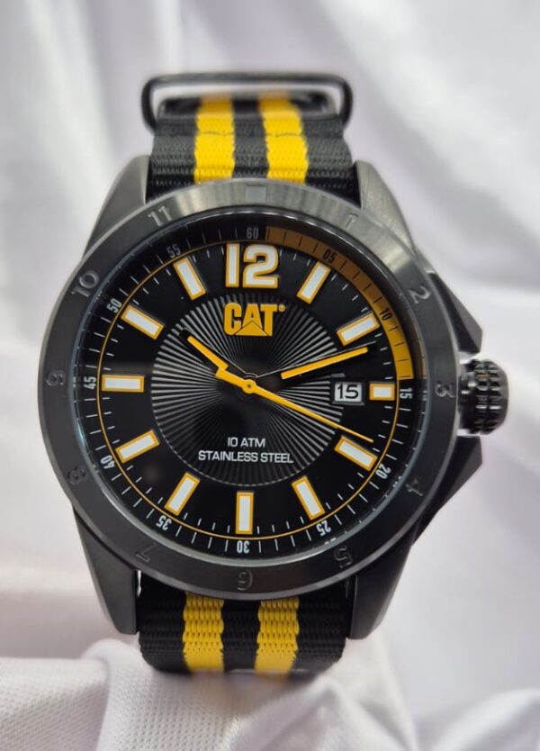 Reloj Cat con Malla de Tela Modelo Yw.161.64.137
