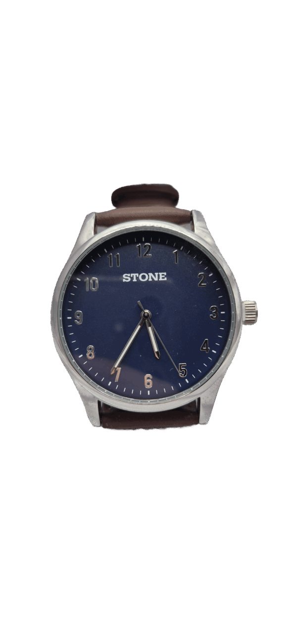 Reloj Stone con Malla de Cuero Modelo ST1138