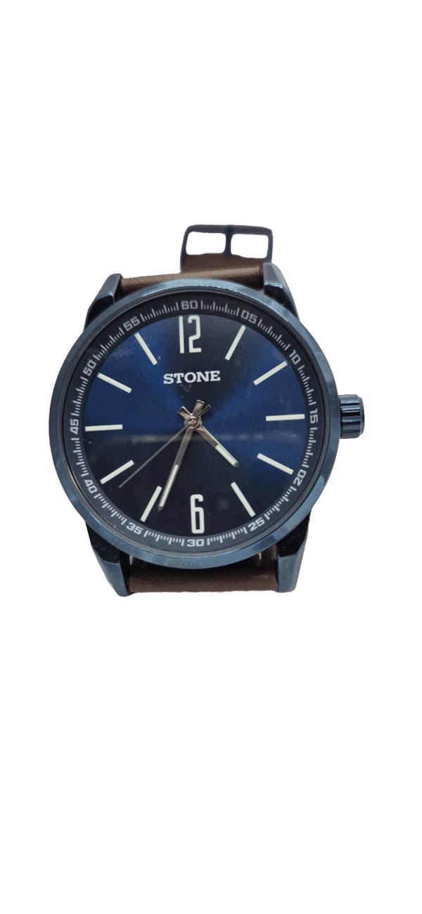 Reloj Stone con Malla de Cuero Modelo ST1144