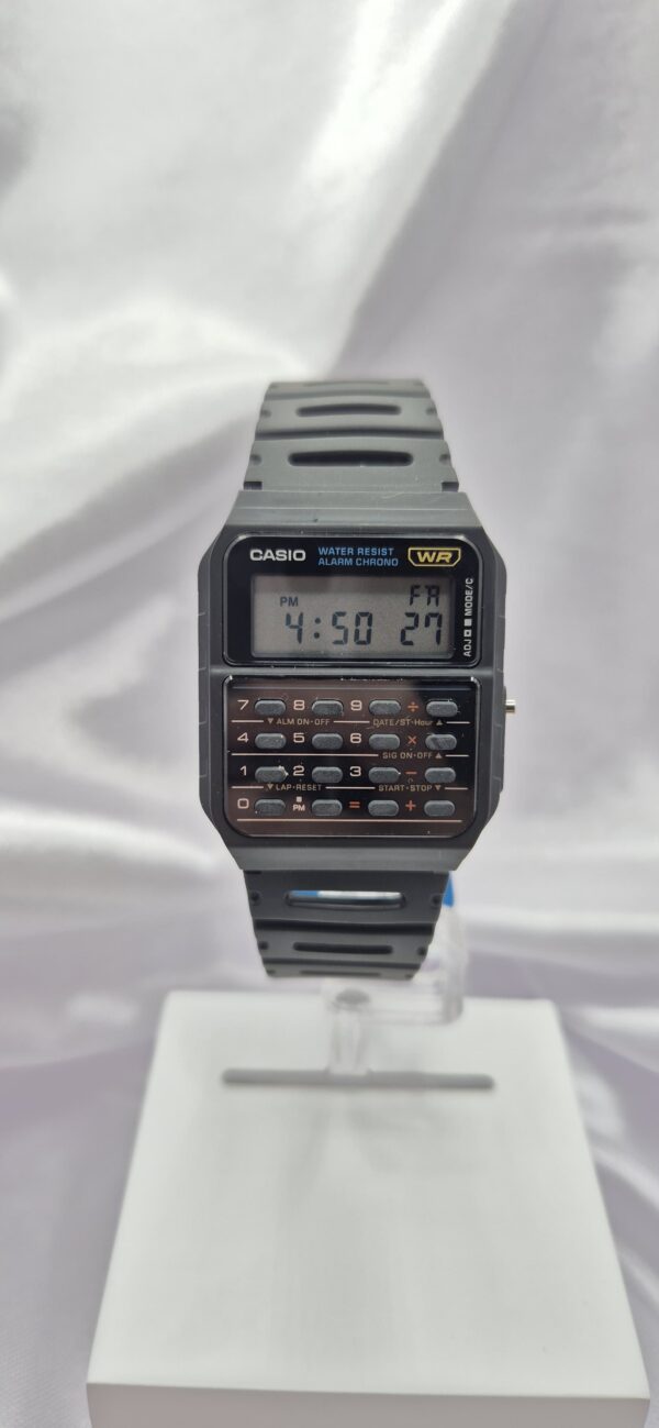 Reloj Casio Estilo Calculadora Modelo CA-53W-1Z