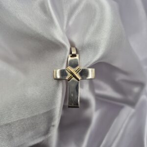 Dije de Plata 925 y Oro Diseño Cruz