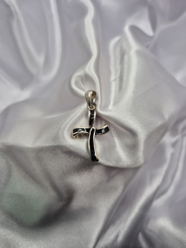 Dije de Plata 925 Diseño Cruz con Esmalte