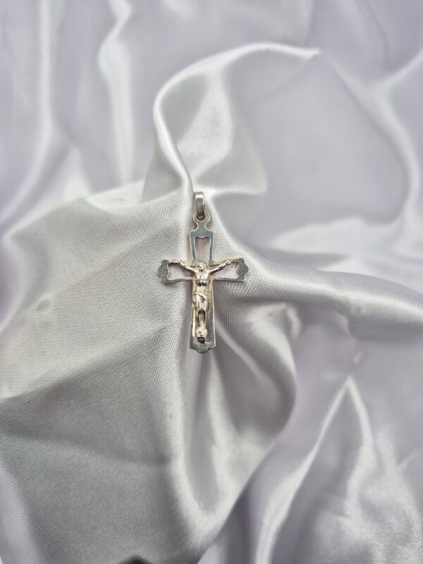 Dije de Plata 925 Diseño Crucifijo
