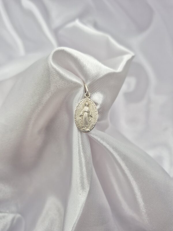 Dije de Plata 925 Medalla Virgen Milagrosa
