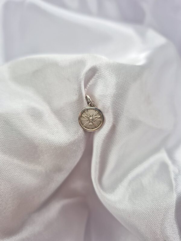 Dije de Plata 925 Diseño Espíritu Santo