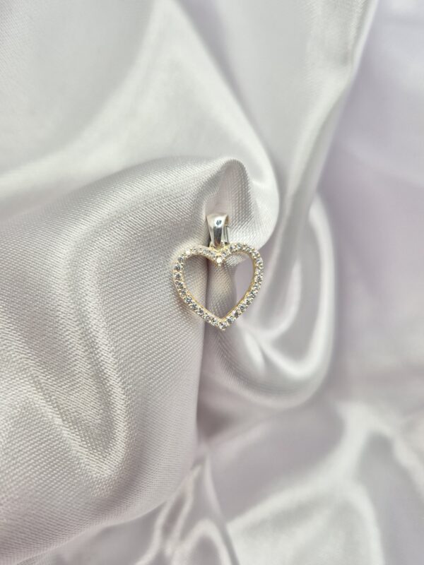 Dije de Plata 925 Diseño Corazón con Piedras
