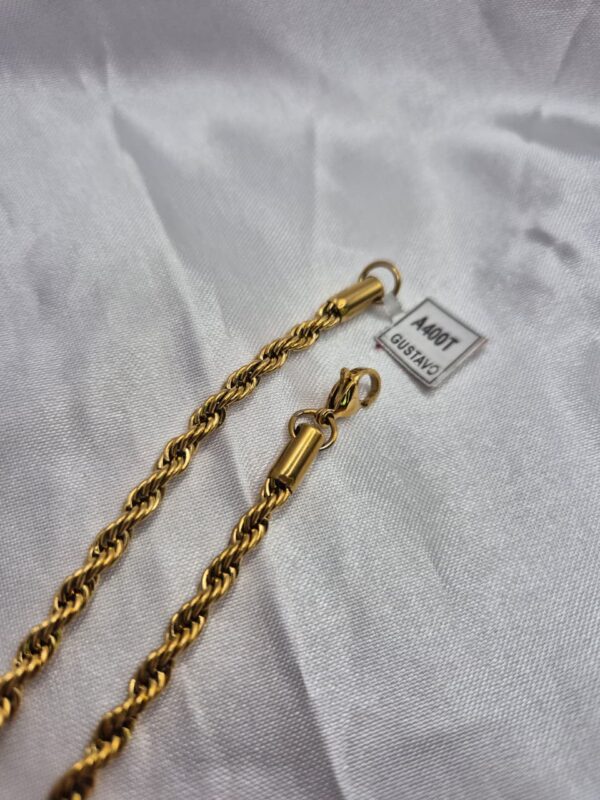 Cadena de Acero Dorado Modelo Tourbillon de 50cm