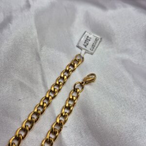 Cadena de Acero Dorado Modelo Groumet de 50cm